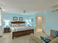 On Dover Beach, close to golf, surfing and much more. Discounts available