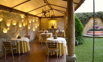 Casa De Leon - Housity