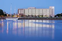 DoubleTree by Hilton Hotel Bay City-Riverfront Hotels in 
