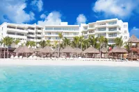 Hotel NYX Cancun