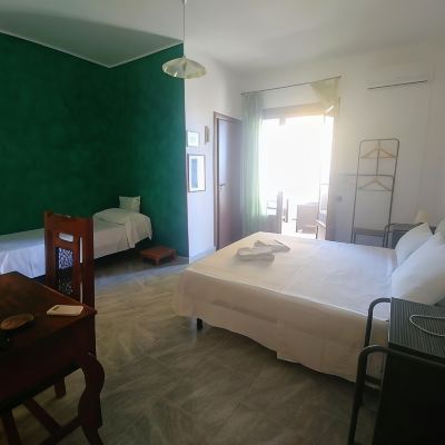 Family Room B&B Nereidi Promo Code