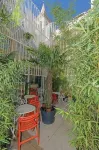 Boutique Hostel Forum Hotels in 