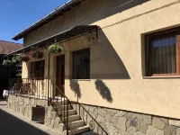 Step Inn Hotel di 