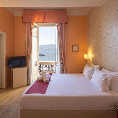 Camera Deluxe Matrimoniale/Doppia Con Letti Singoli Vista Lago Con Balcone Hotel Pallanza Promo Code