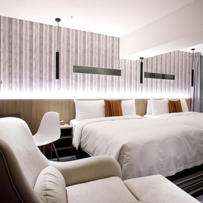 標準四人房（無窗） 丰居旅店（台北忠孝館）優惠