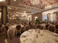 Tresor Le Palais Timisoara, Curio Collection by Hilton Hotels in Timisoara