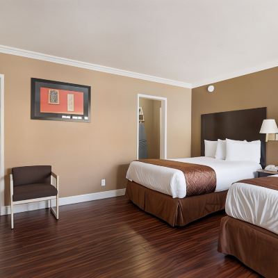 2 Double Beds 1 Queen Bed Suite Non-Smoking Americas Best Value Inn & Suites Anaheim Promo Code