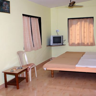 Four Bedded Non AC Room