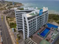Wyndham Manta Sail Plaza Hotel and Convention Center Hôtels à : 