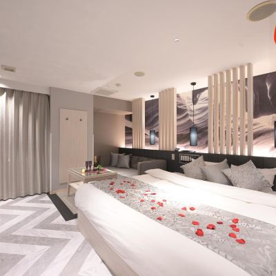 クイーンルーム リフテル 新横浜 - 大人限定 クーポン