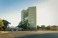 Unit Santa Rosa Hotele w: 