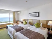 Royal View Hotel Churaumi