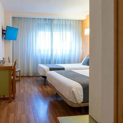 Economy Twin Room Hotel Torres Promo Code
