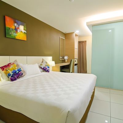 Bilik Queen Standard Kupon Mornington Hotel Bukit Permata