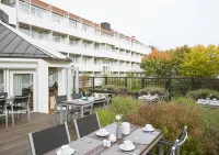 Living Hotel Nürnberg Hotels in der Nähe von Brunnen Ehekarussell