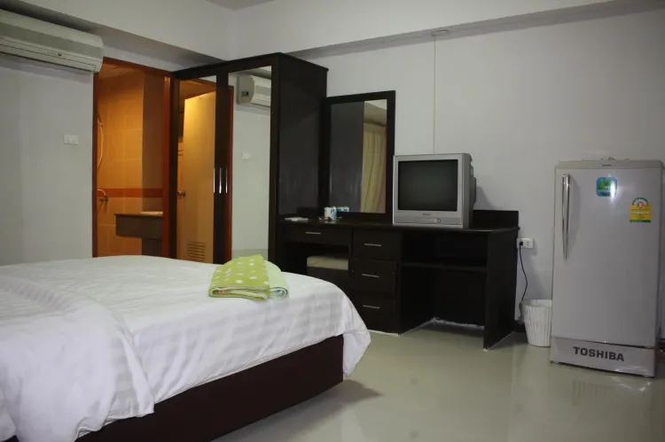 ห้องสแตนดาร์ด เตียงใหญ่ 1 เตียง