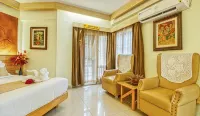 Parklane Hotel