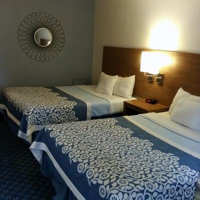 Standard Room, 2 Queen Beds, Non Smoking Mainstreet Inn Promo Code