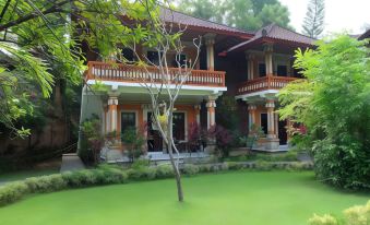 Rambutan Hotel