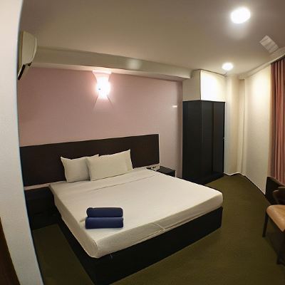 Suite Superior King Kupon Li Garden Hotel