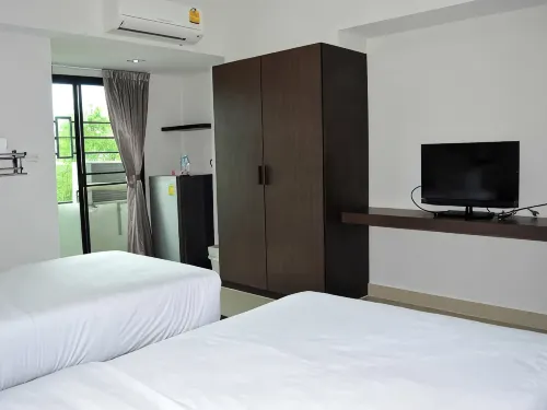Soi 4 Service Residence