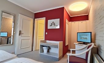 Ambiente Hotel Garni - Housity