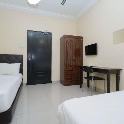 Suite Premium Kupon OYO 90451 Bangi Moya Guesthouse