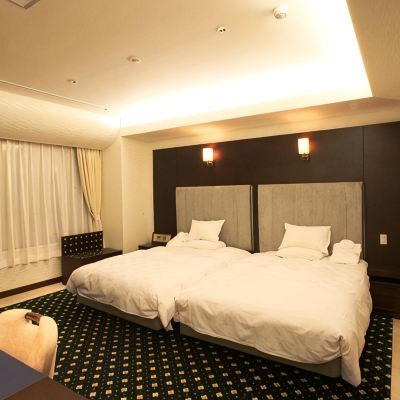 スイート(ツインベッド) 西条ＨＡＫＵＷＡホテル クーポン