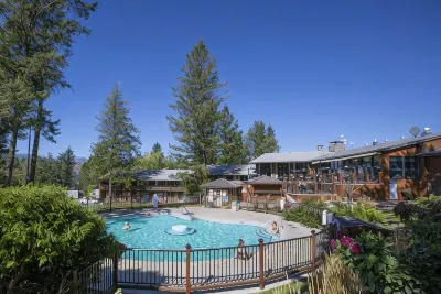 Fairmont Hot Springs Resort Hotele w: 