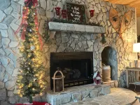 Peaks at Windy Knob Hotels in Seven Devils