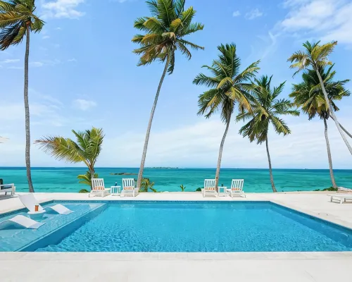 Blessing on the Bay - Brand New 4 bedroom Luxury Beachfront house Hotels in Steventon