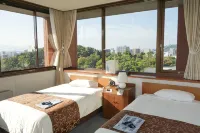 Nigitatsu Kaikan Hoteles en 