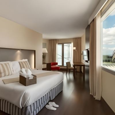 Deluxe Room 3A1C NH Lyon Airport Promo Code