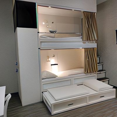 Six Beds Room with Shared Bathroom