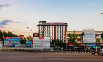 B2 Lampang City Boutique & Budget Hotel