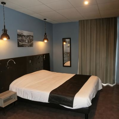 Triple Room With Sea View Hôtel Sur le Quai Promo Code