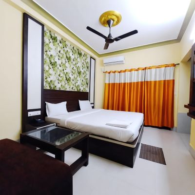 Deluxe Double Room Tara Palace Promo Code