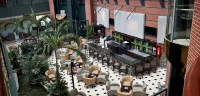 Hotel Embassy Suites by Hilton Valencia Hotels in 