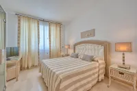 Relais Valle Dell'Idro Hotels in 