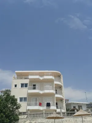 Magic Ionian Apartments & Rooms