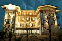 Tsherim Resort Hotels in 