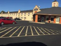 Baymont by Wyndham Pella Hotels in 