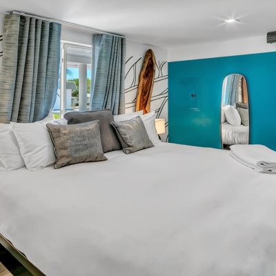 King Suite With Pool View The Saint Hotel Promo Code