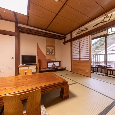 Standard Twin Room Tsukasa Ryokan Promo Code