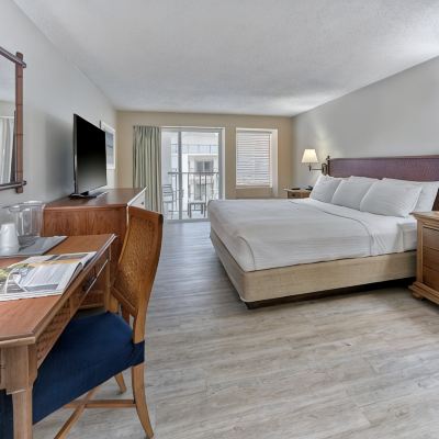 Two Room Suite Parking Lot View/ Double Balcony Henlopen Hotel Promo Code