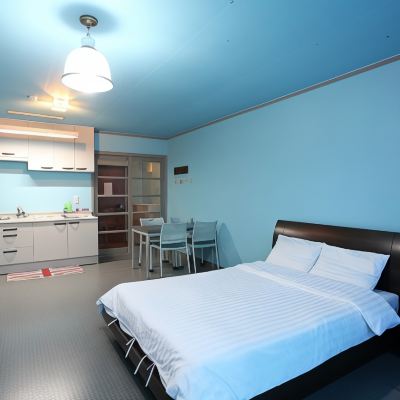 Complex E (Room with Bed) - 1