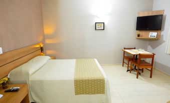 Hotel Iporã - Housity