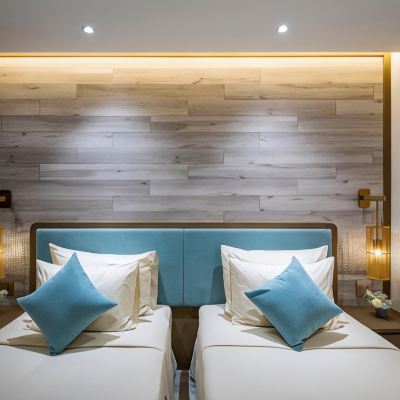 豪華雙床房（內窗） 西貢象徵-時尚設計飯店優惠