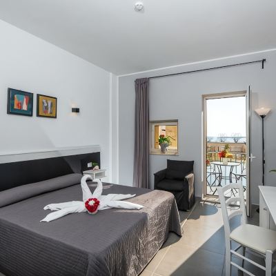 Double Or Twin Standard With Window Hotel Hopps Promo Code