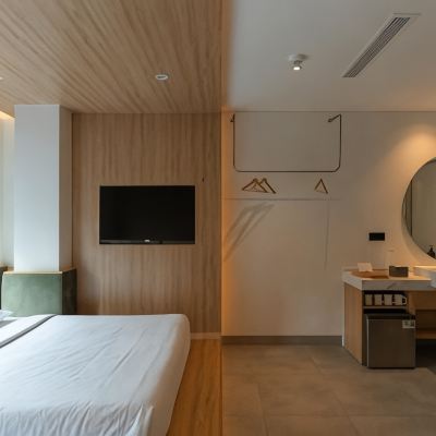 Deluxe Room Meander Saigon Promo Code